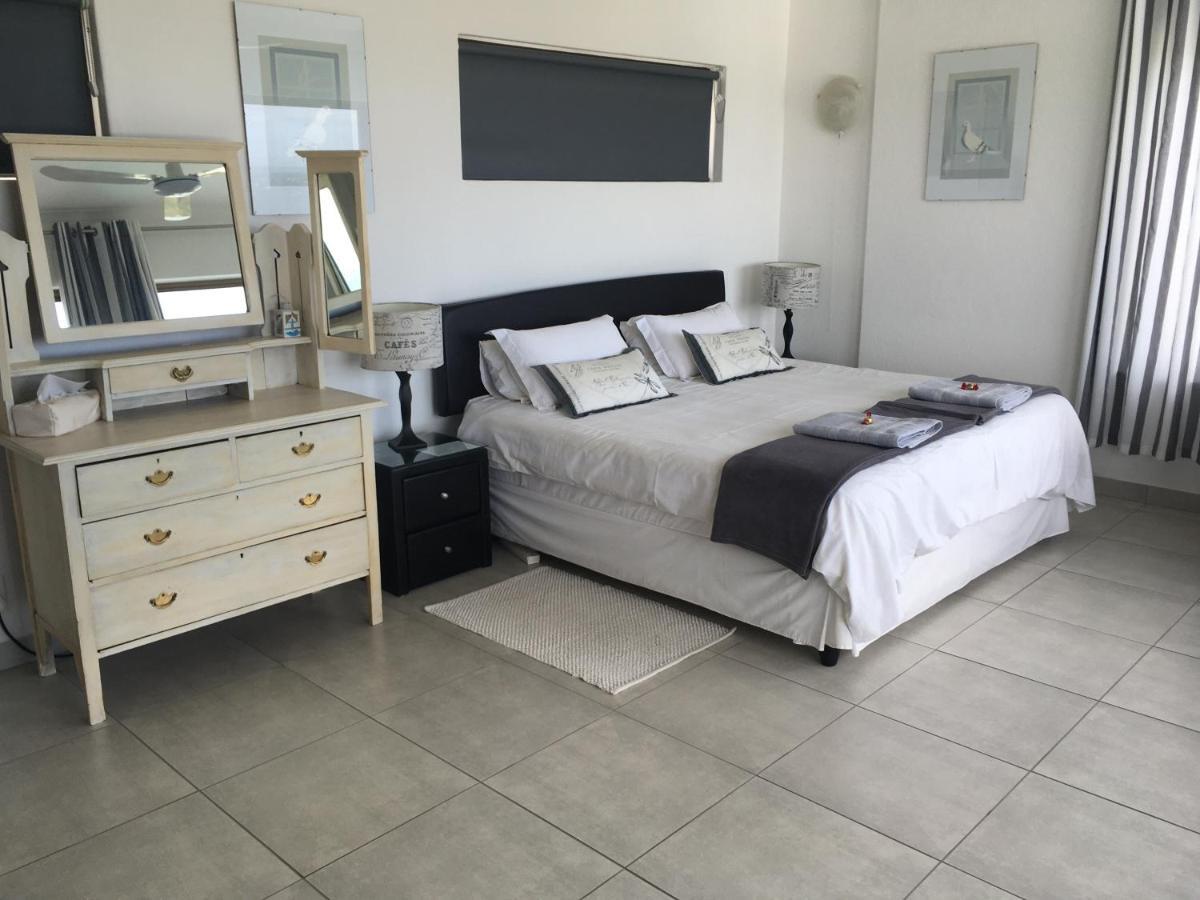 Dream A Little Simonʼs Town